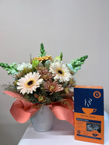 ๐ธ HotTea Mama โ Floral Arrangement & Tea