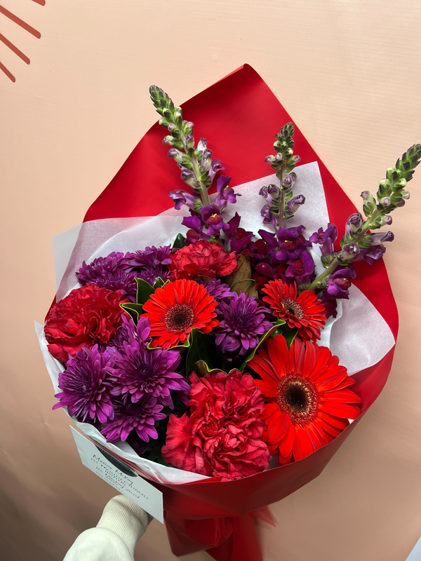 Bouquet Bright: Florist Choice