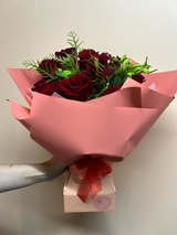 The Perfect Dozen – Premium Red Roses