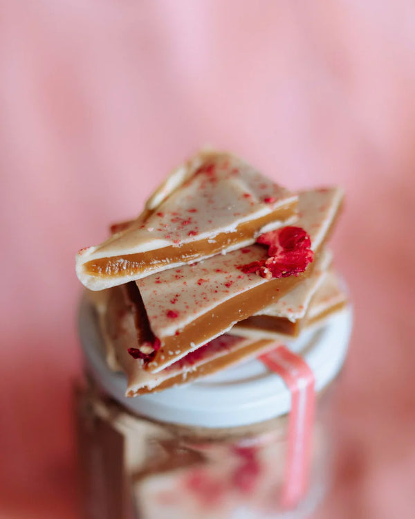 The Confectionist - Valentines Day White Chocolate & Strawberries Toffee